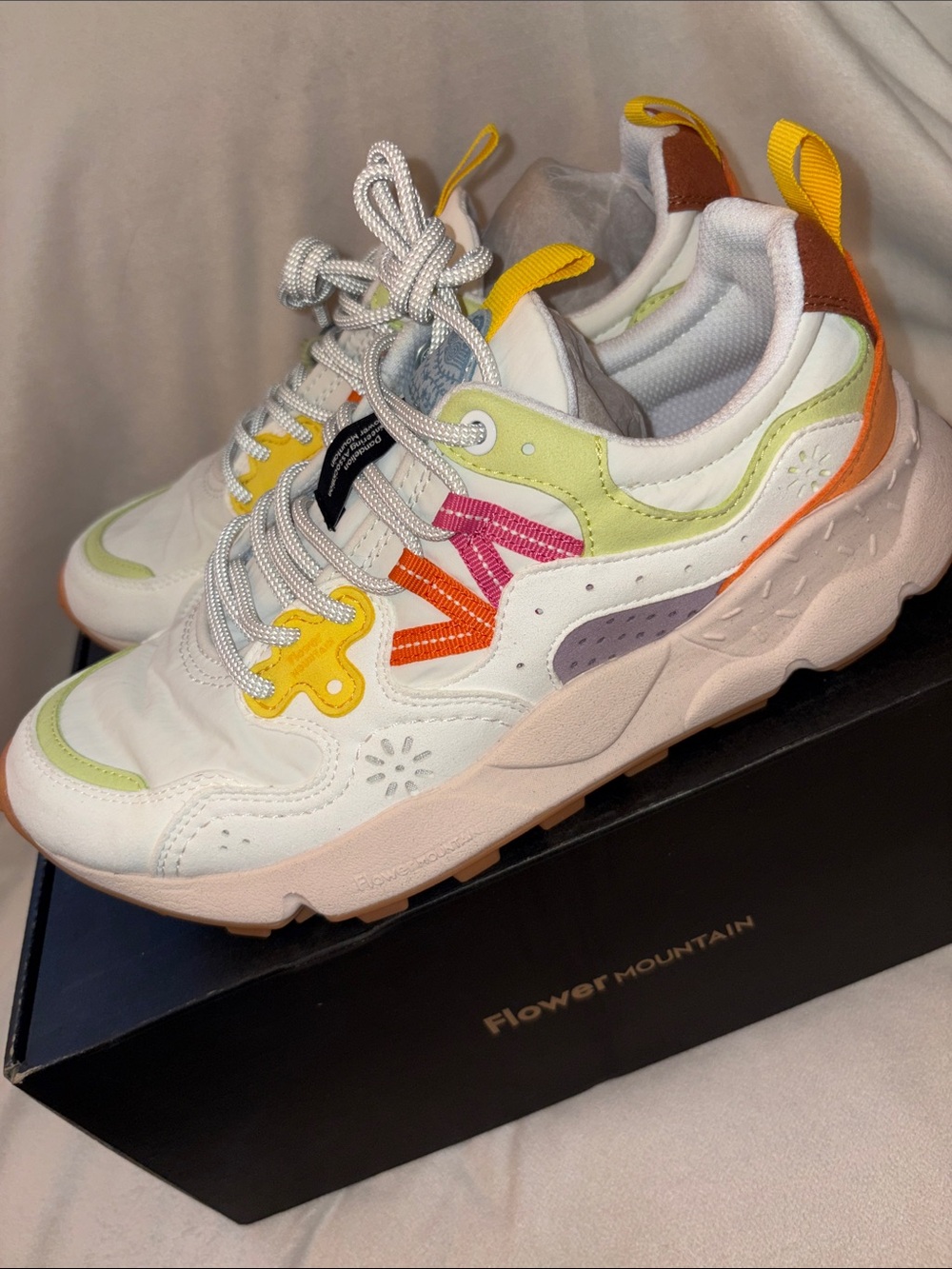 NWT Flower Mountain YAMANO 3 WOMAN KAISO - Eco-suede technical fabric Sneaker - Picture 12 of 15